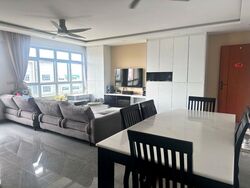 Blk 292B Skypeak @ Bukit Batok (Bukit Batok), HDB 5 Rooms #520678511